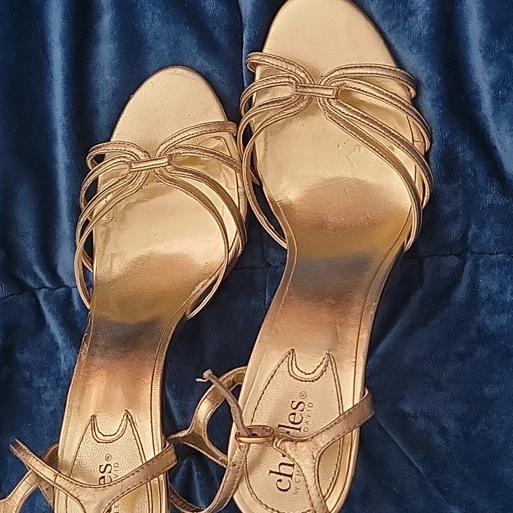 Charles by Charles David gold strappy high heels size 7